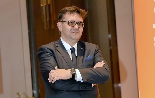 Сашо Димоски, „Гебрудер Вајс“: Далековидоста и знаењето ја движат логистиката